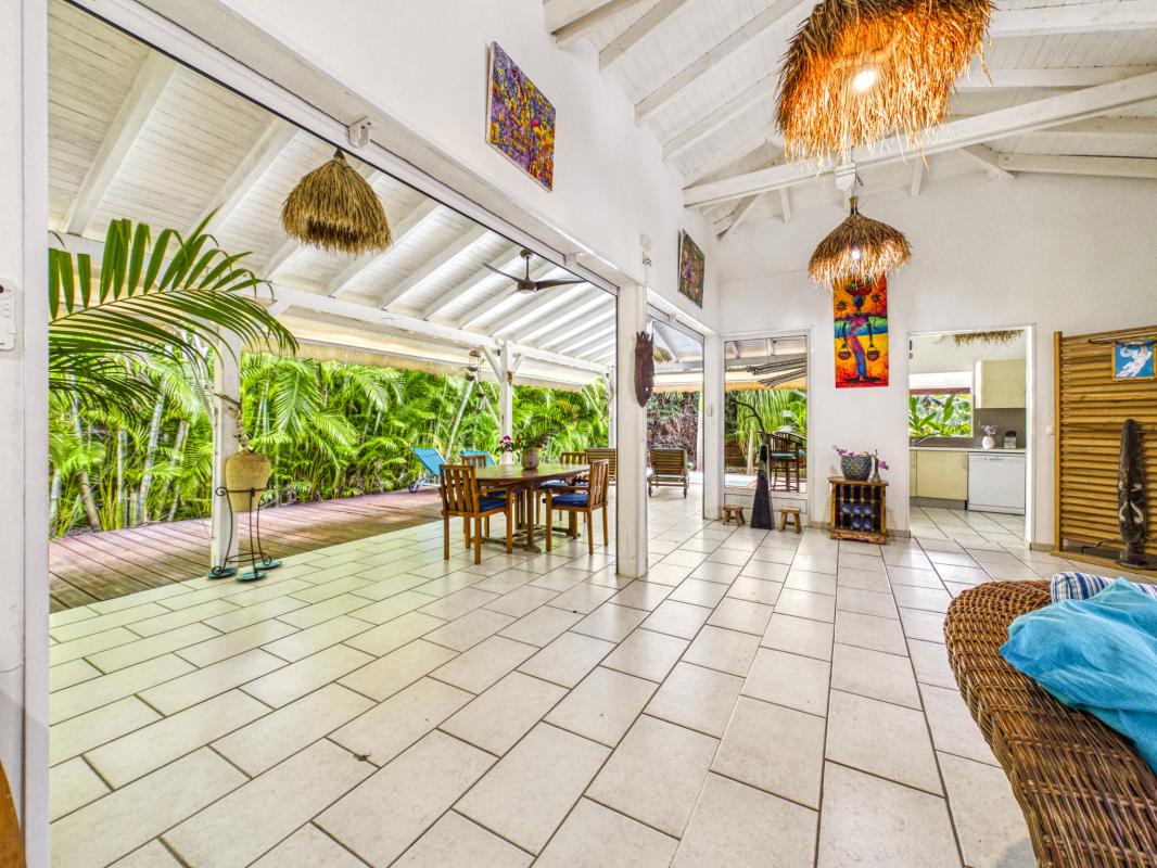 17.location villa avec piscine proche plage St François Guadeloupe
